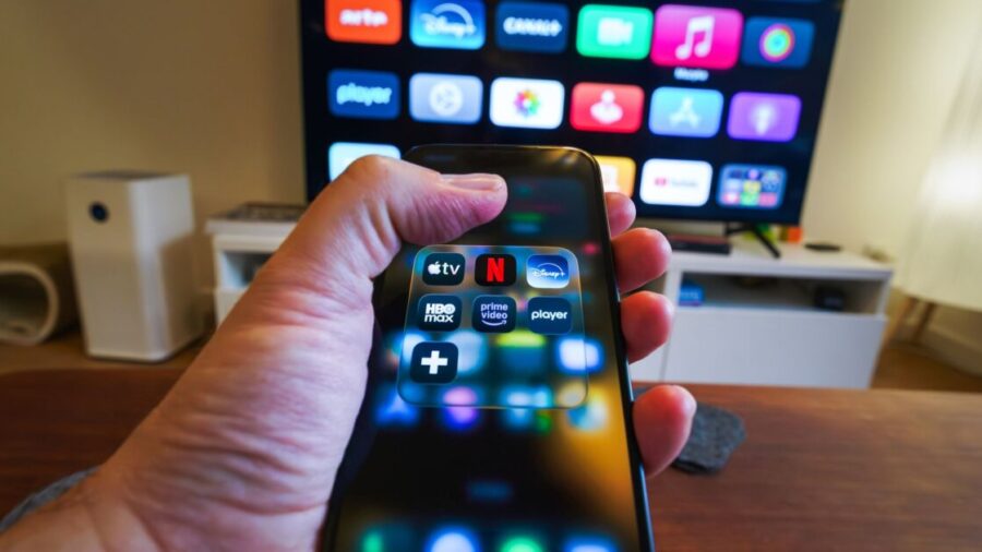 Apple Expande iCloud+ com TV e Arcade em 100 Países — Estratégia de Bundle para Reter Assinantes