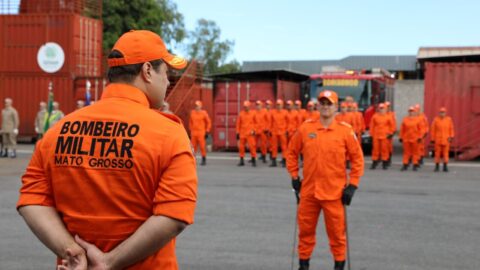 Chuveiro Cheira a Queimado? 5 Sinais de Perigo na Fiação Elétrica da Casa