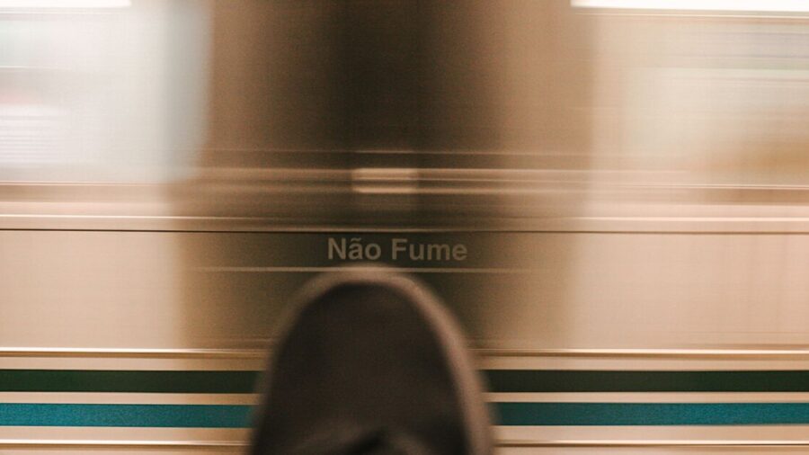 Metrô de SP expande pagamento por aproximação em todas as catracas a partir de 14 de setembro