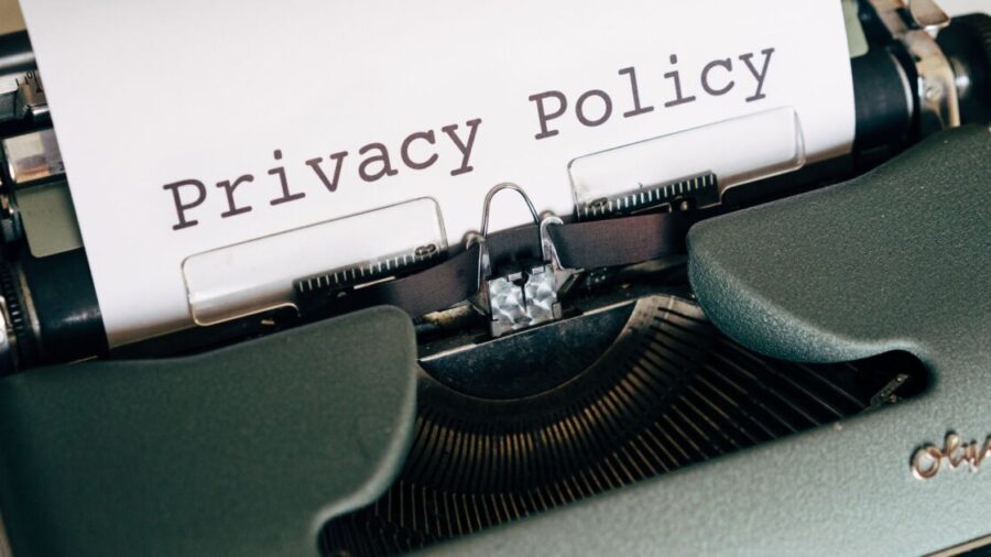 LGPD segue fraca e atrasa; quem lucra é a big tech